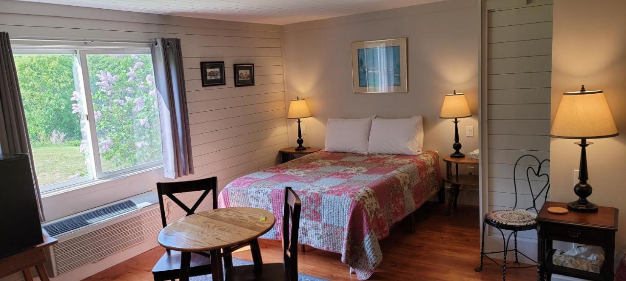 Hawks House Inn Walpole Екстериор снимка