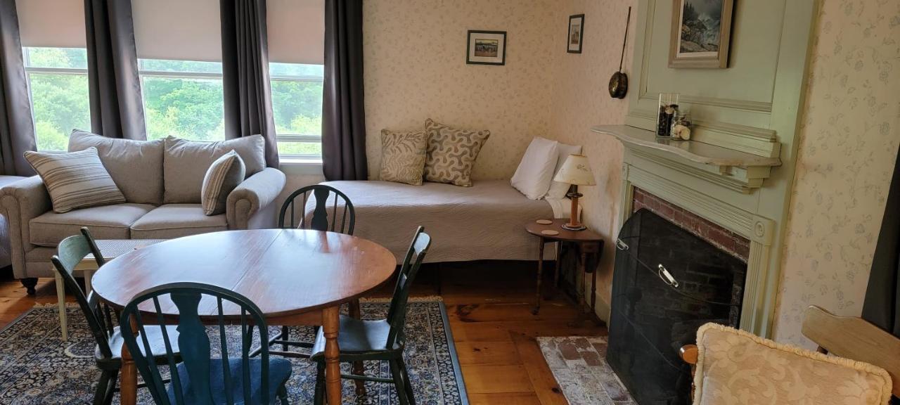 Hawks House Inn Walpole Екстериор снимка