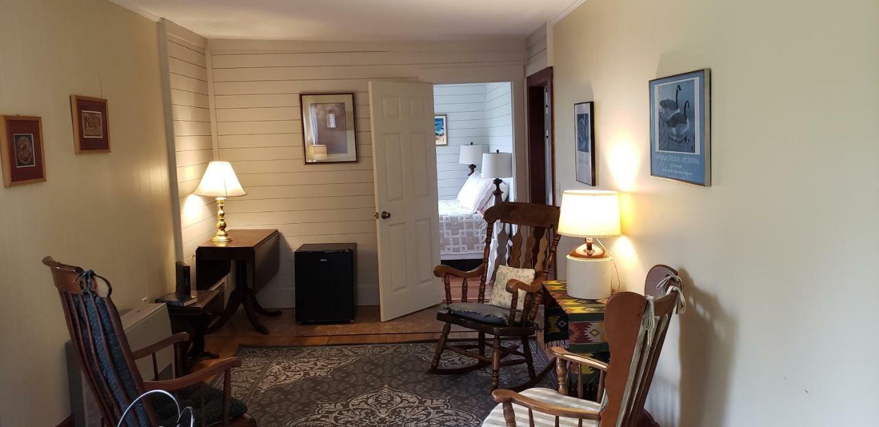 Hawks House Inn Walpole Екстериор снимка